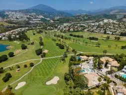 Aloha Forest Nueva Andalucia Marbella – luxe woningen naast Golf Valley en prestigieuze golfbanen